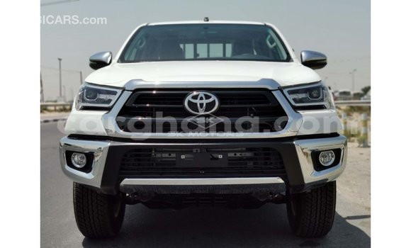 Buy Import Toyota Hilux White Car in Import - Dubai in Ashanti Buy Import Toyota Hilux White Car in Import - Dubai in Ashanti