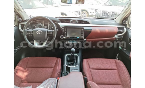 Buy Import Toyota Hilux White Car in Import - Dubai in Ashanti Buy Import Toyota Hilux White Car in Import - Dubai in Ashanti