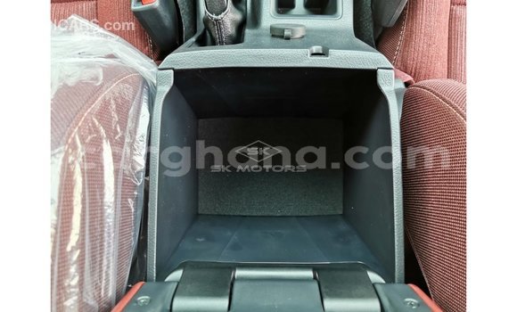 Buy Import Toyota Hilux White Car in Import - Dubai in Ashanti Buy Import Toyota Hilux White Car in Import - Dubai in Ashanti