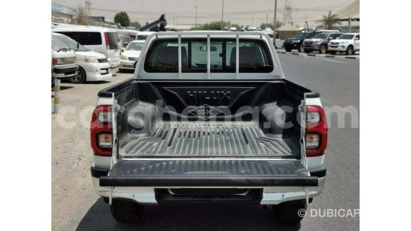 Big with watermark toyota hilux ashanti import dubai 24637