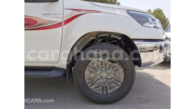 Big with watermark toyota hilux ashanti import dubai 24637