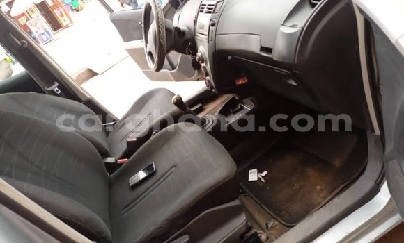 Sayi Na hannu Toyota Yaris Azurfa Mota in Accra a Greater Accra Sayi Na hannu Toyota Yaris Azurfa Mota in Accra a Greater Accra