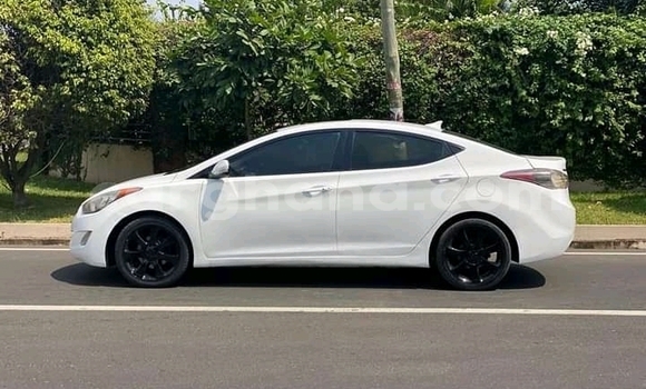 Buy Used Hyundai Elantra White Car in Accra in Greater Accra