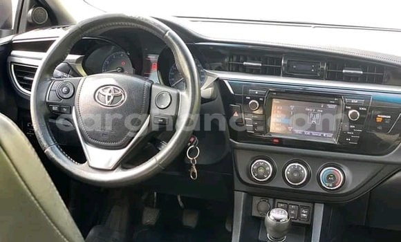 Buy Used Toyota Corolla White Car in Accra in Greater Accra Buy Used Toyota Corolla White Car in Accra in Greater Accra