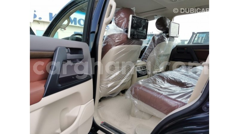 Big with watermark toyota land cruiser ashanti import dubai 24691