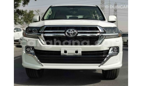 Buy Import Toyota Land Cruiser White Car in Import - Dubai in Ashanti Buy Import Toyota Land Cruiser White Car in Import - Dubai in Ashanti