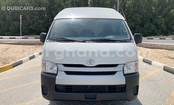 Sayi Imported Toyota Hiace White Mota in Import - Dubai a Ashanti Sayi Imported Toyota Hiace White Mota in Import - Dubai a Ashanti