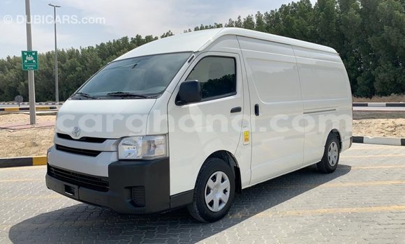 Sayi Imported Toyota Hiace White Mota in Import - Dubai a Ashanti Sayi Imported Toyota Hiace White Mota in Import - Dubai a Ashanti