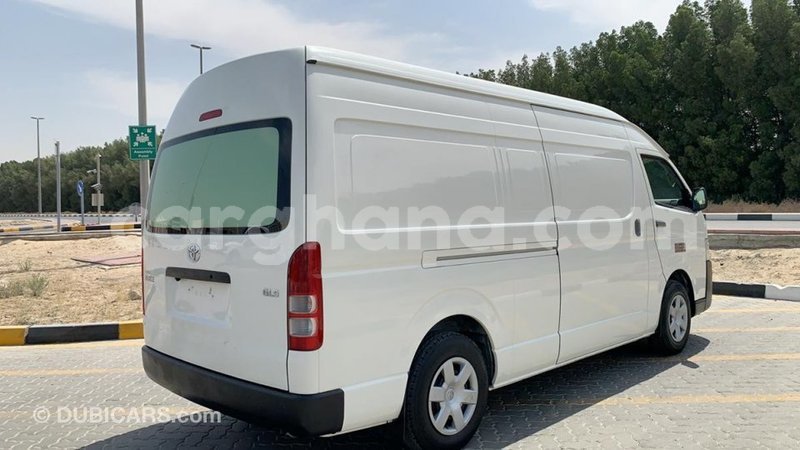 Big with watermark toyota hiace ashanti import dubai 24694