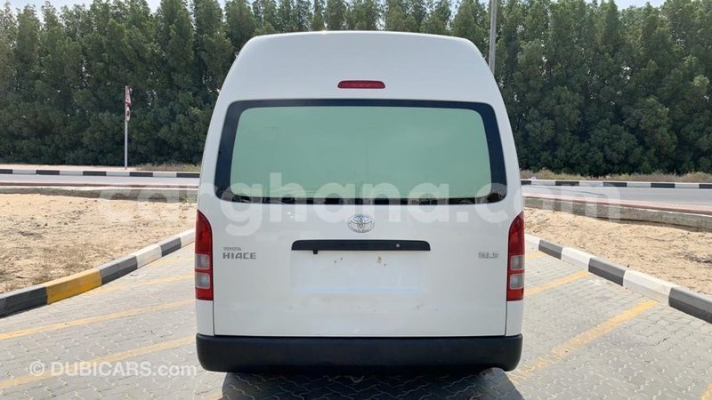 Big with watermark toyota hiace ashanti import dubai 24694