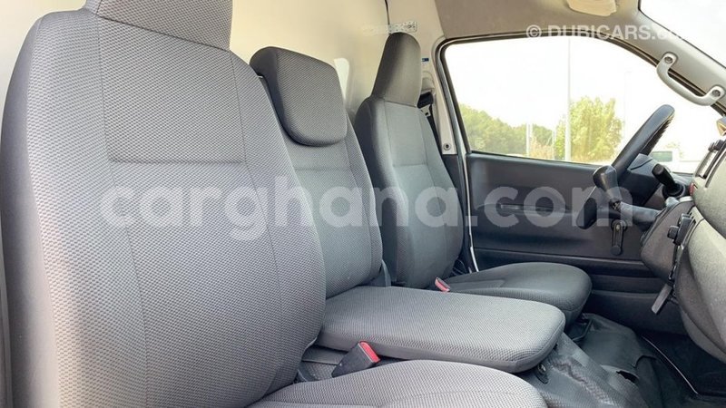 Big with watermark toyota hiace ashanti import dubai 24694