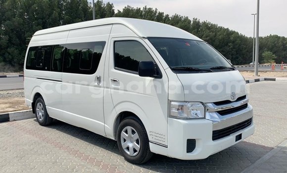 Sayi Imported Toyota Hiace White Mota in Import - Dubai a Ashanti Sayi Imported Toyota Hiace White Mota in Import - Dubai a Ashanti