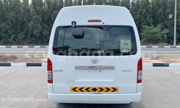 Sayi Imported Toyota Hiace White Mota in Import - Dubai a Ashanti Sayi Imported Toyota Hiace White Mota in Import - Dubai a Ashanti