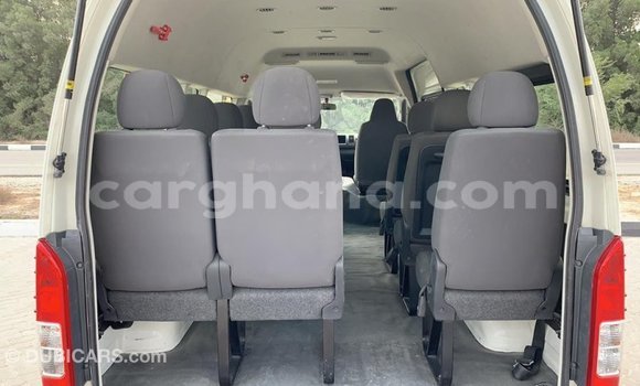 Sayi Imported Toyota Hiace White Mota in Import - Dubai a Ashanti Sayi Imported Toyota Hiace White Mota in Import - Dubai a Ashanti