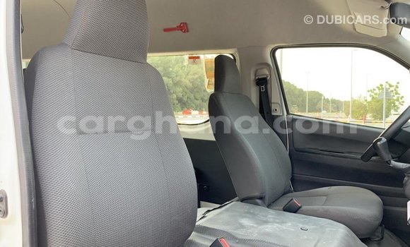 Sayi Imported Toyota Hiace White Mota in Import - Dubai a Ashanti Sayi Imported Toyota Hiace White Mota in Import - Dubai a Ashanti