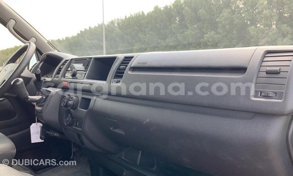 Sayi Imported Toyota Hiace White Mota in Import - Dubai a Ashanti Sayi Imported Toyota Hiace White Mota in Import - Dubai a Ashanti