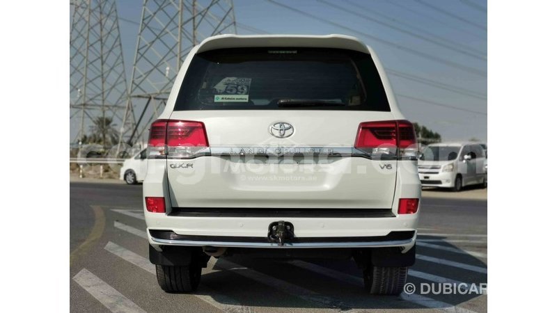 Big with watermark toyota land cruiser ashanti import dubai 24705