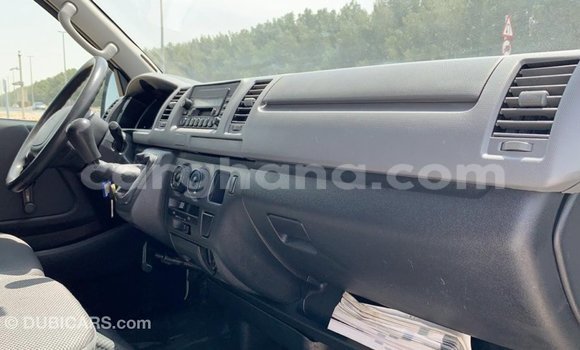 Buy Import Toyota Hiace White Car in Import - Dubai in Ashanti Buy Import Toyota Hiace White Car in Import - Dubai in Ashanti