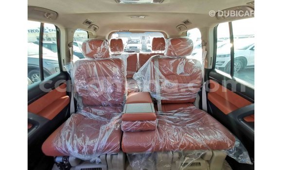 Ra Imported Toyota Land Cruiser Black Ọkọ̀ in Import - Dubai ni Ashanti Ra Imported Toyota Land Cruiser Black Ọkọ̀ in Import - Dubai ni Ashanti