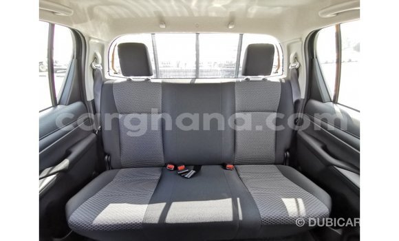 Sayi Imported Toyota Hilux Sauran Mota in Import - Dubai a Ashanti Sayi Imported Toyota Hilux Sauran Mota in Import - Dubai a Ashanti