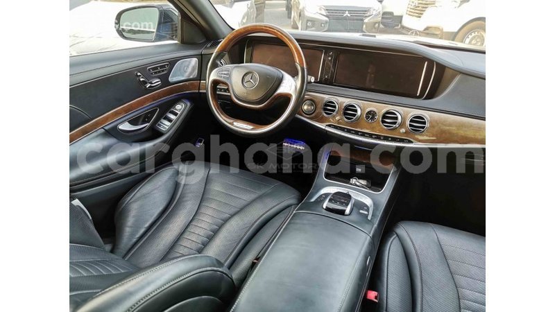 Big with watermark mercedes benz a200 ashanti import dubai 24734