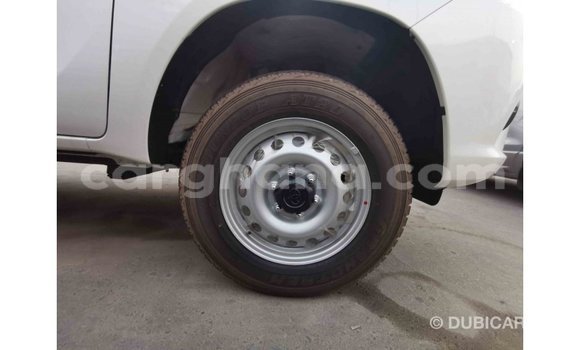 Buy Import Toyota Hilux White Car in Import - Dubai in Ashanti Buy Import Toyota Hilux White Car in Import - Dubai in Ashanti