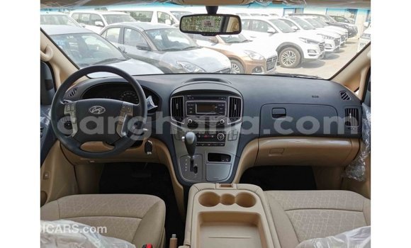 Ra Imported Hyundai Accent funfun Ọkọ̀ in Import - Dubai ni Ashanti Ra Imported Hyundai Accent funfun Ọkọ̀ in Import - Dubai ni Ashanti