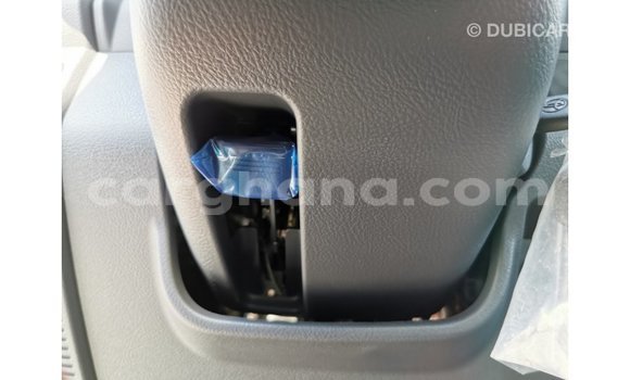 Ra Imported Toyota Land Cruiser funfun Ọkọ̀ in Import - Dubai ni Ashanti Ra Imported Toyota Land Cruiser funfun Ọkọ̀ in Import - Dubai ni Ashanti