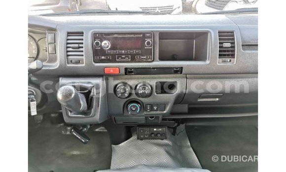 Sayi Imported Toyota Hiace White Mota in Import - Dubai a Ashanti Sayi Imported Toyota Hiace White Mota in Import - Dubai a Ashanti