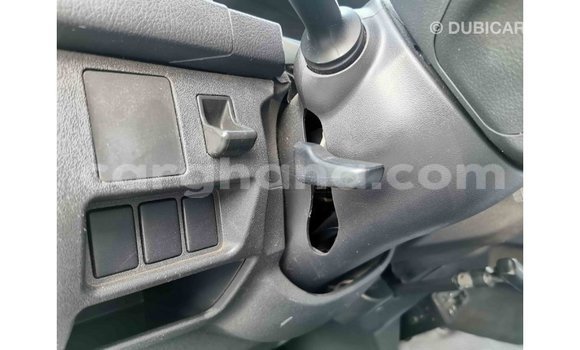Sayi Imported Toyota Hiace White Mota in Import - Dubai a Ashanti Sayi Imported Toyota Hiace White Mota in Import - Dubai a Ashanti