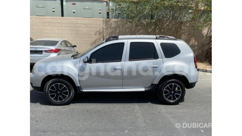 Big with watermark renault duster ashanti import dubai 24758