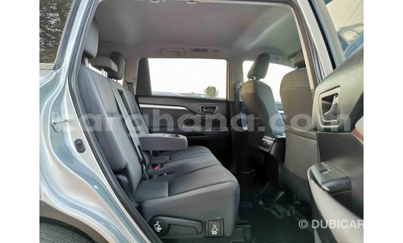 Buy Import Toyota Highlander Other Car in Import - Dubai in Ashanti Buy Import Toyota Highlander Other Car in Import - Dubai in Ashanti