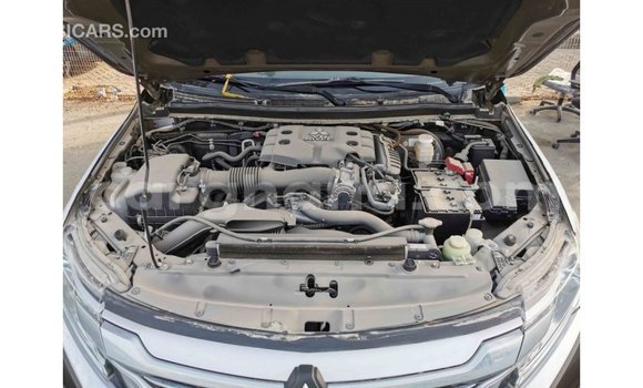 Sayi Imported Mitsubishi Montero Brown Mota in Import - Dubai a Ashanti Sayi Imported Mitsubishi Montero Brown Mota in Import - Dubai a Ashanti