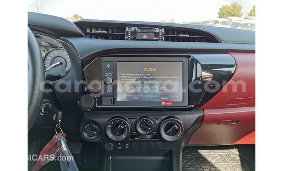 Ra Imported Toyota Hilux funfun Ọkọ̀ in Import - Dubai ni Ashanti Ra Imported Toyota Hilux funfun Ọkọ̀ in Import - Dubai ni Ashanti