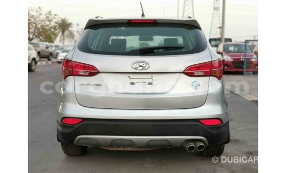 Sayi Imported Hyundai Santa Fe Sauran Mota in Import - Dubai a Ashanti Sayi Imported Hyundai Santa Fe Sauran Mota in Import - Dubai a Ashanti