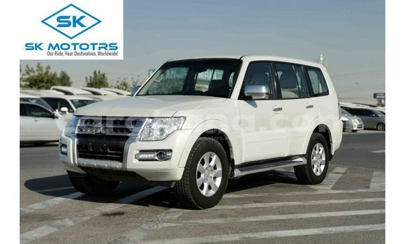 Sayi Imported Mitsubishi Pajero White Mota in Import - Dubai a Ashanti Sayi Imported Mitsubishi Pajero White Mota in Import - Dubai a Ashanti