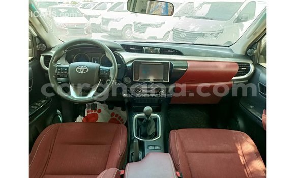 Buy Import Toyota Hilux White Car in Import - Dubai in Ashanti Buy Import Toyota Hilux White Car in Import - Dubai in Ashanti