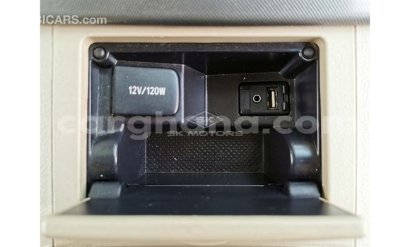 Sayi Imported Toyota Aurion White Mota in Import - Dubai a Ashanti Sayi Imported Toyota Aurion White Mota in Import - Dubai a Ashanti