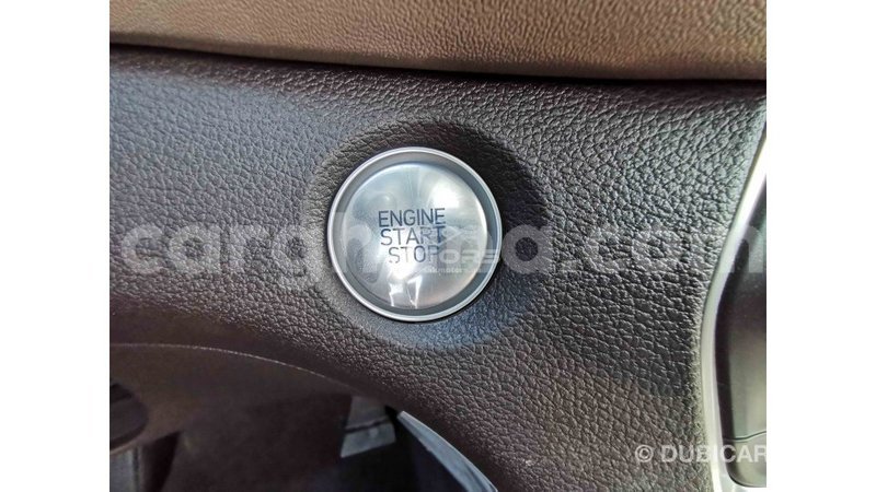 Big with watermark hyundai santa fe ashanti import dubai 24940