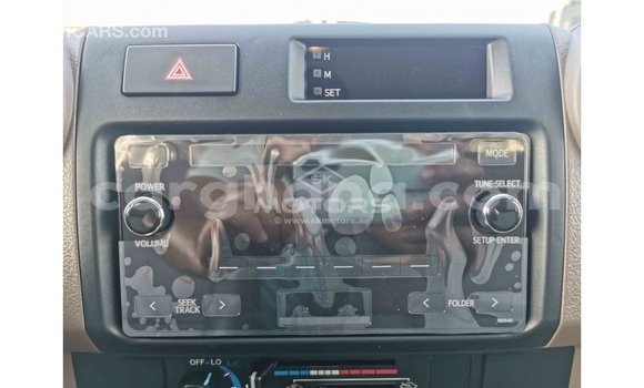 Ra Imported Toyota Land Cruiser funfun Ọkọ̀ in Import - Dubai ni Ashanti Ra Imported Toyota Land Cruiser funfun Ọkọ̀ in Import - Dubai ni Ashanti