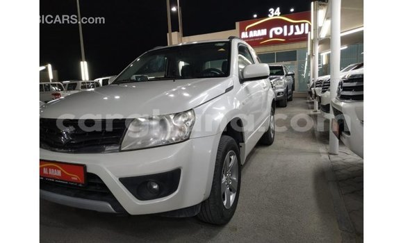 Sayi Imported Suzuki Grand Vitara White Mota in Import - Dubai a Ashanti Sayi Imported Suzuki Grand Vitara White Mota in Import - Dubai a Ashanti