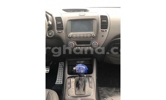Sayi Imported Kia Cerato White Mota in Import - Dubai a Ashanti Sayi Imported Kia Cerato White Mota in Import - Dubai a Ashanti