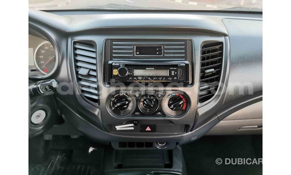 Ra Imported Mitsubishi L200 funfun Ọkọ̀ in Import - Dubai ni Ashanti Ra Imported Mitsubishi L200 funfun Ọkọ̀ in Import - Dubai ni Ashanti