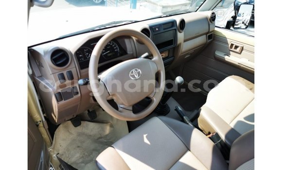 Ra Imported Toyota Land Cruiser Alagara Ọkọ̀ in Import - Dubai ni Ashanti Ra Imported Toyota Land Cruiser Alagara Ọkọ̀ in Import - Dubai ni Ashanti