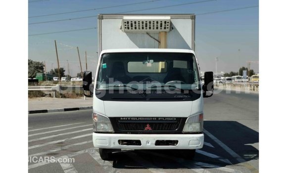 Sayi Imported Mitsubishi Carisma White Mota in Import - Dubai a Ashanti Sayi Imported Mitsubishi Carisma White Mota in Import - Dubai a Ashanti
