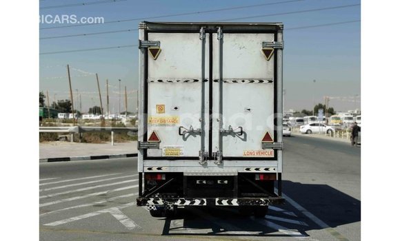 Sayi Imported Mitsubishi Carisma White Mota in Import - Dubai a Ashanti Sayi Imported Mitsubishi Carisma White Mota in Import - Dubai a Ashanti