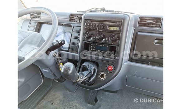 Sayi Imported Mitsubishi Carisma White Mota in Import - Dubai a Ashanti Sayi Imported Mitsubishi Carisma White Mota in Import - Dubai a Ashanti