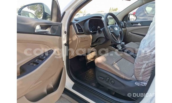 Sayi Imported Hyundai Tucson White Mota in Import - Dubai a Ashanti Sayi Imported Hyundai Tucson White Mota in Import - Dubai a Ashanti