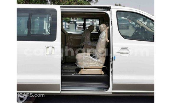 Buy Import Hyundai Accent White Car in Import - Dubai in Ashanti Buy Import Hyundai Accent White Car in Import - Dubai in Ashanti