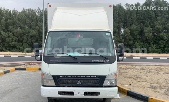 Ra Imported Mitsubishi i funfun Ọkọ̀ in Import - Dubai ni Ashanti Ra Imported Mitsubishi i funfun Ọkọ̀ in Import - Dubai ni Ashanti